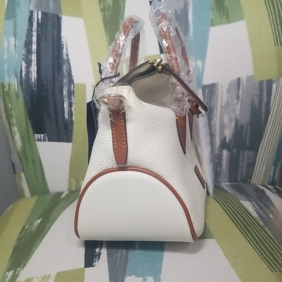 🎯Dooney & Bourke Pebbled Leather Satchel Crossbody Shoulder Bag In White - Picture 9 of 10